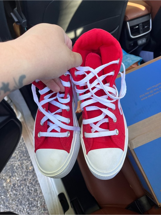 Converse Shoes - Converse High tops